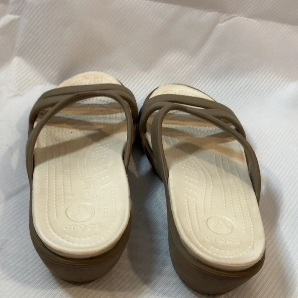 CROCS Women's Brown and Cream Slide Sandals - Picture 4 of 6